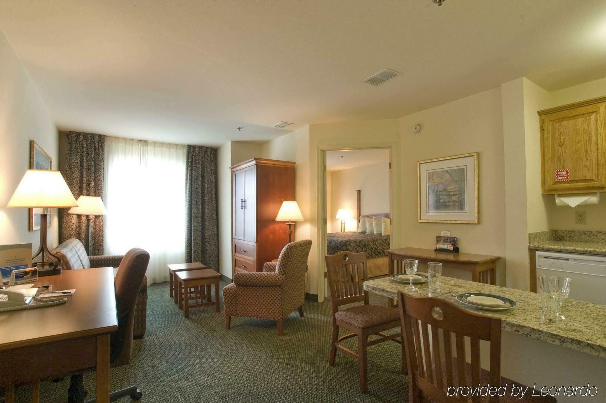 Staybridge Suites - Brownsville By Ihg Oda fotoğraf